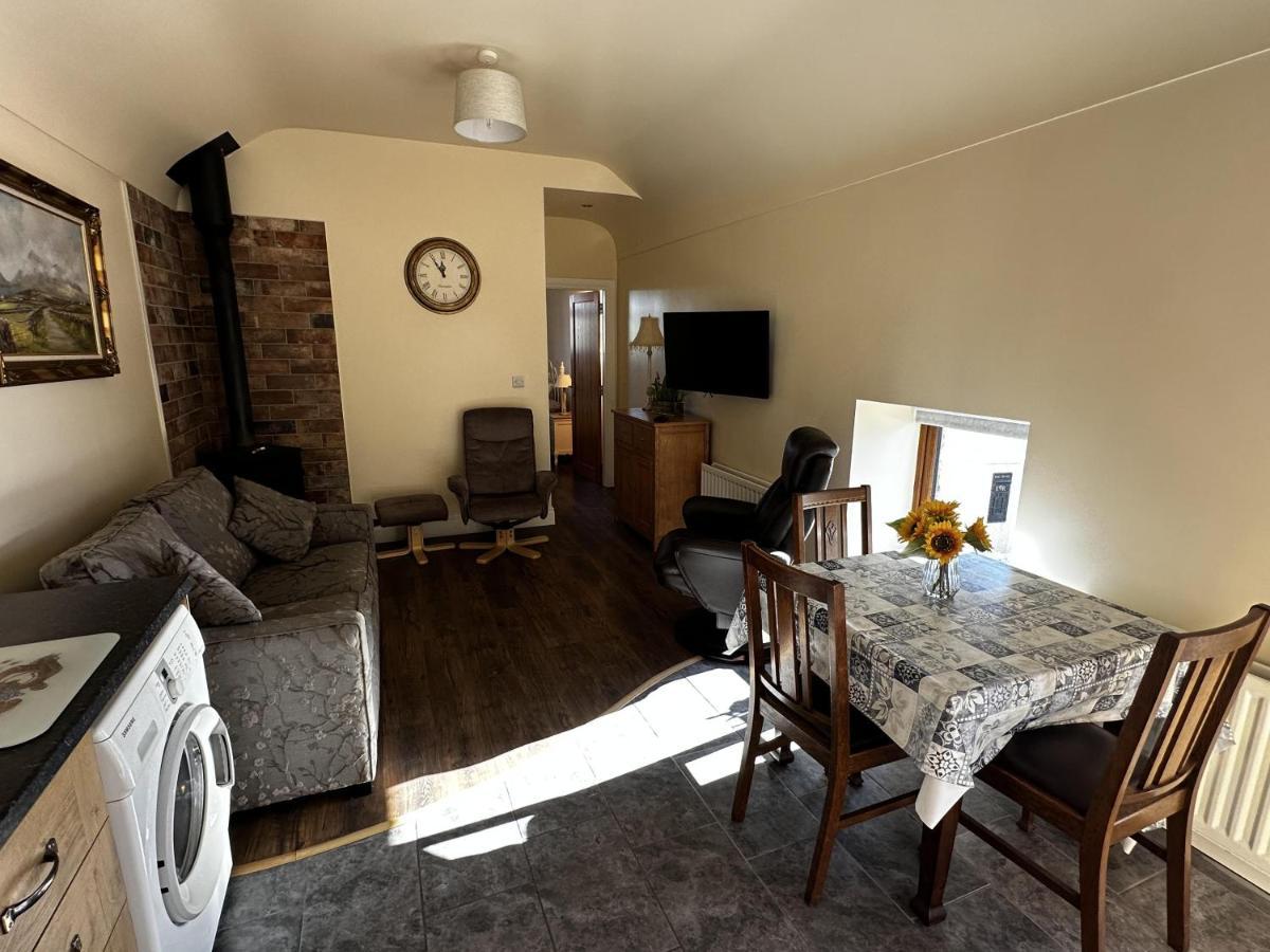 Cosy Barn Conversion In The Mournes Newry Exterior foto